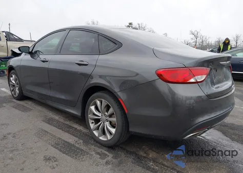 2015 Chrysler 200 S z USA, uszkodzony, nr VIN 1C3CCCBB9FN675978